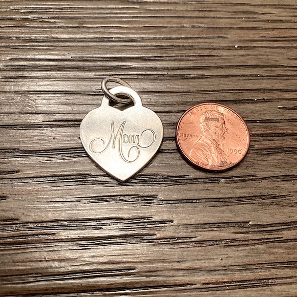 Tiffany & Co - Picture 5 of 5